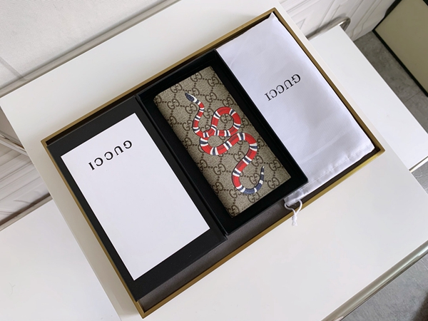 グッチ財布コピー全体デザイン